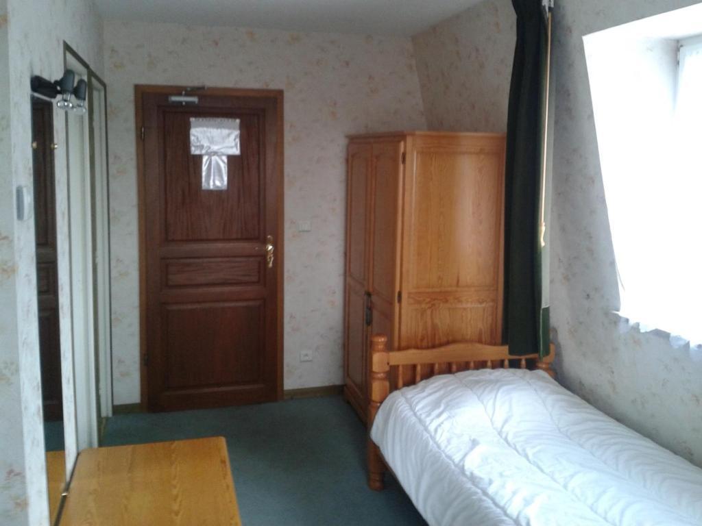 Hotel Logis Restaurant De L'etoile Wasselonne